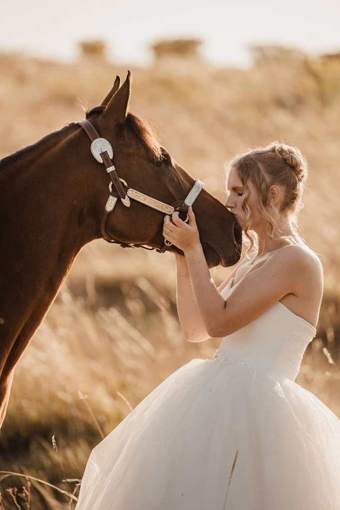 Hochzeitsshooting mit Pferd