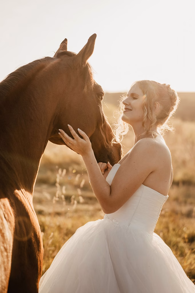Hochzeitsshooting mit Pferd