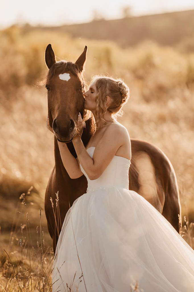 Hochzeitsshooting mit Pferd