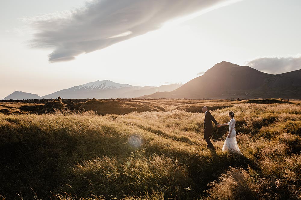 Heiraten in Island - Bilder im Sonnenuntergang